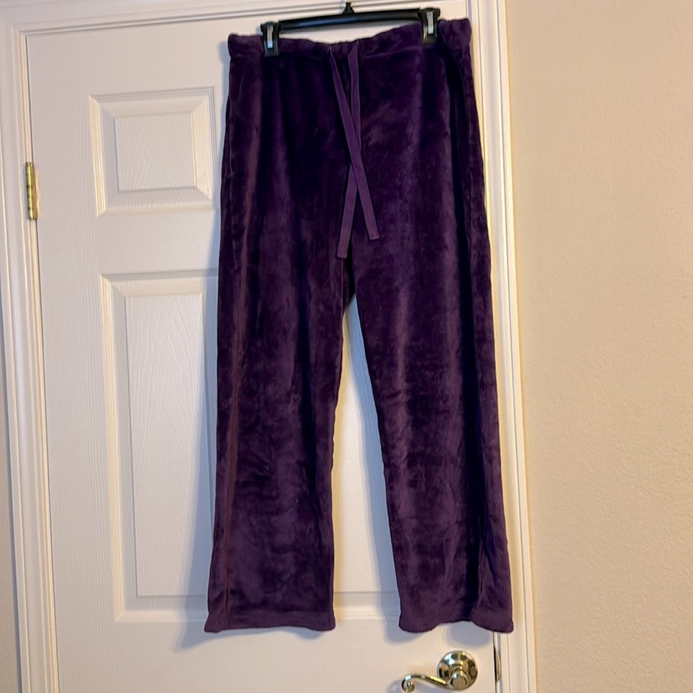 Secret Treasures Women’s Lounge Pants
